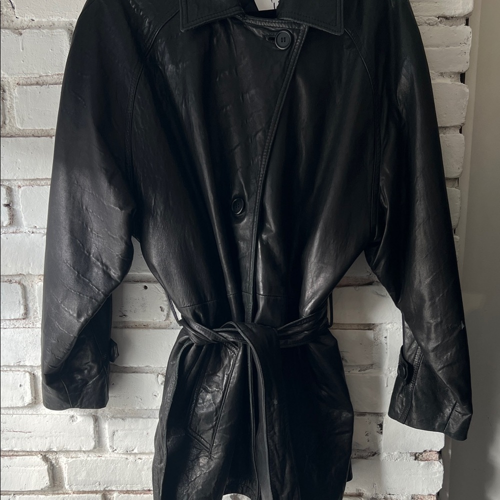 Vintage Black Leather Belted short trench Coat lightweight leather coat - Picture 3 of 16
